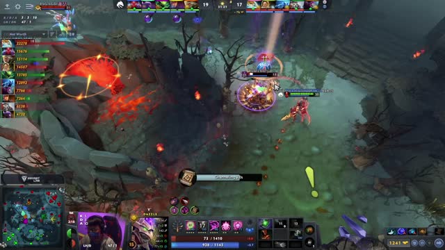 TSpirit.Yatoro kills PSG.LGD.y`!