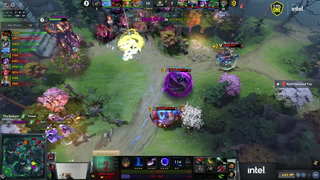 Arteezy gets a double kill!