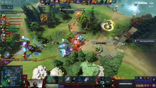 Üm gets a triple kill!