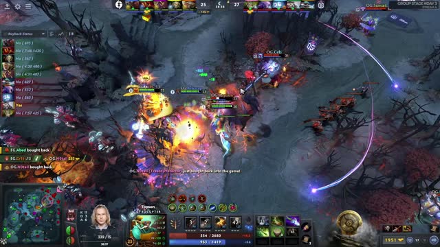 Arteezy gets a triple kill!