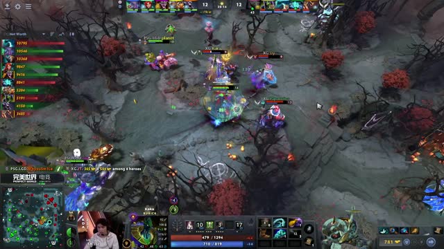 PSG.LGD gets 3 kills!