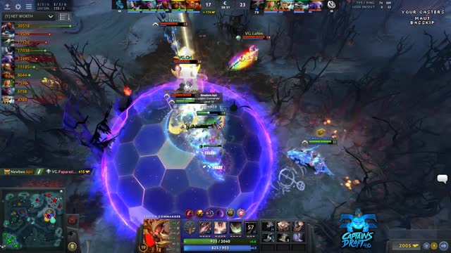 Newbee.Sccc's triple kill leads to a team wipe!