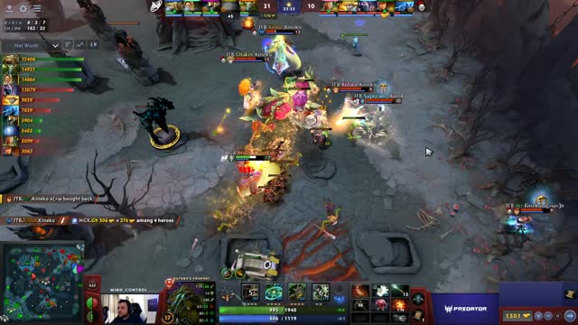 SumaiL-'s double kill leads to a team wipe!