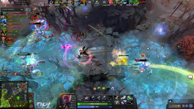 LFY.Monet gets a double kill!