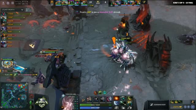 Fnatic gets 3 kills!