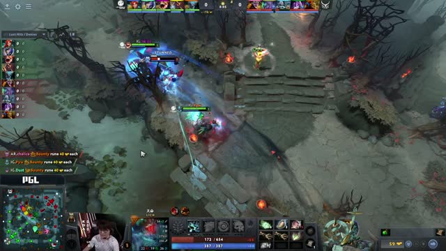 iG.Emo takes First Blood on 天命!