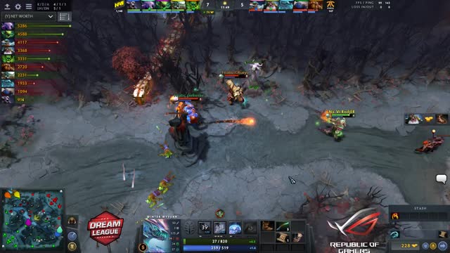 Na`Vi and Fnatic trade 1 for 1!