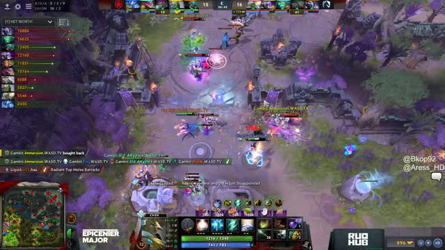 Chaos.w33 gets a triple kill!