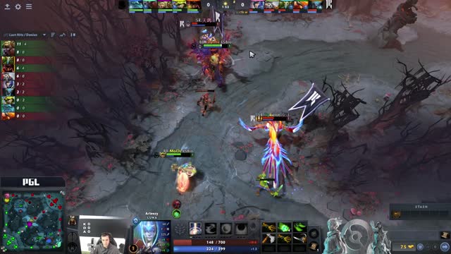 MoOz takes First Blood on Arteezy!