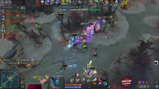 EG.Arteezy gets two kills!