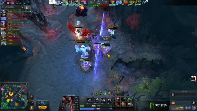 Aui_2000 gets a double kill!