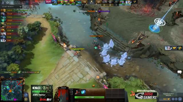 GeekFam.Syeonix's RAMPAGE leads to a TEAM WIPE!