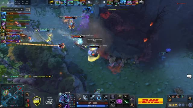 Na`Vi gets 3 kills!