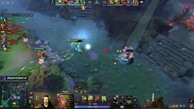 lil pleb kills Secret.Puppey!