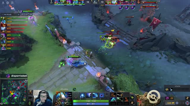 Alex kills LeBronDota!