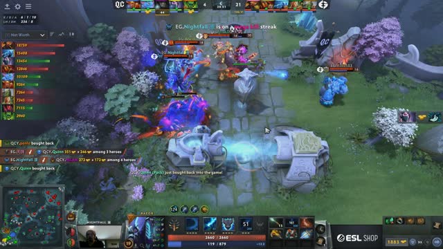 Arteezy's two kills lead to a team wipe!