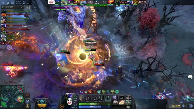 Shade's ultra kill leads to a team wipe!