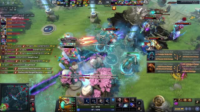 VG.poyoyo's ultra kill leads to a team wipe!