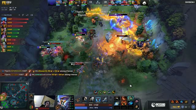 TSpirit.Yatoro's double kill leads to a team wipe!