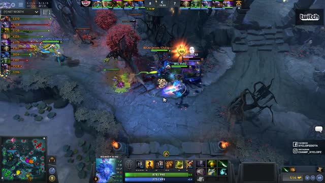 CG.FLYSOLO kills Fnatic.PieLieDie!