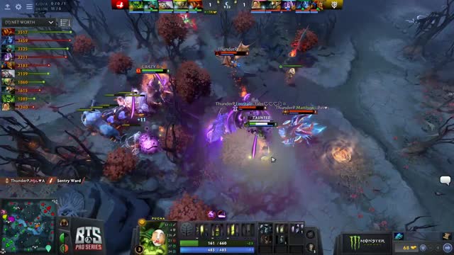 DrakeNNNNNNN kills Pandas.Aui_2000!