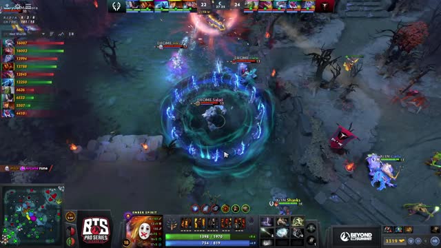 EHOME gets 2 kills!