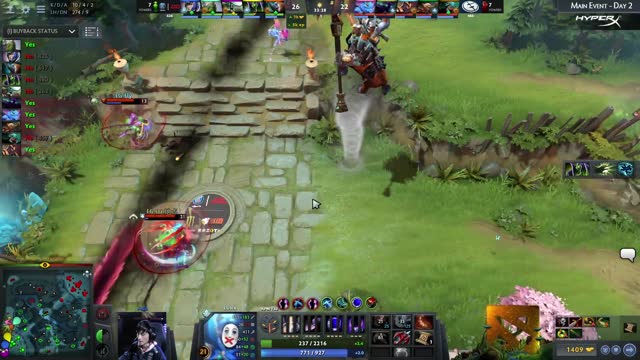 PSG.LGD gets 2 kills!