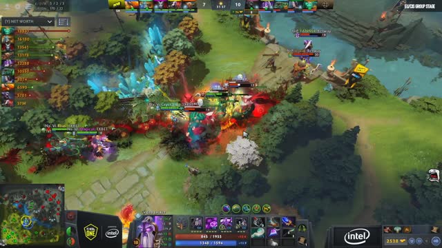 Na`Vi.Crystallize gets a double kill!