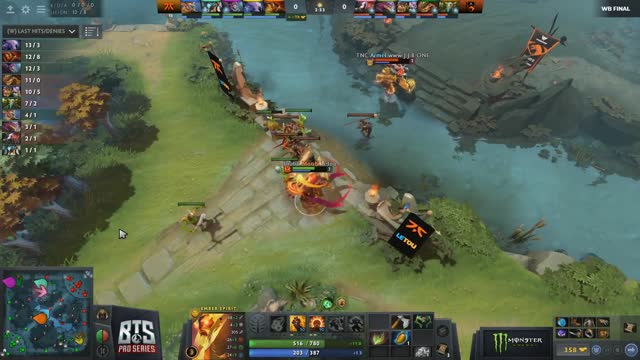 TNC.kpii takes First Blood on Fnatic.Jabz!