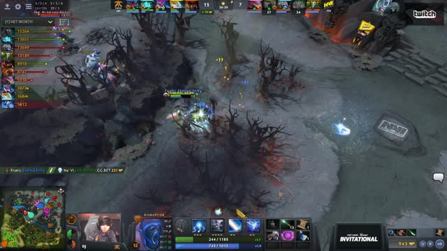 Fnatic.EternaLEnVy gets a double kill!