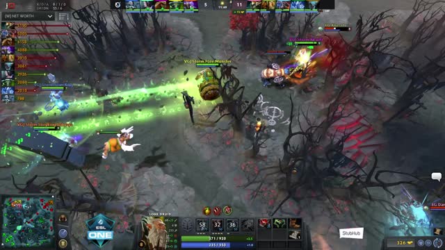 Akashi kills EG.Arteezy!