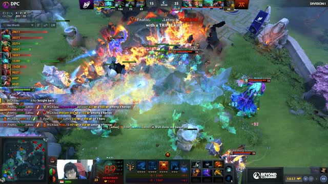 Fnatic.Raven's triple kill leads to a team wipe!