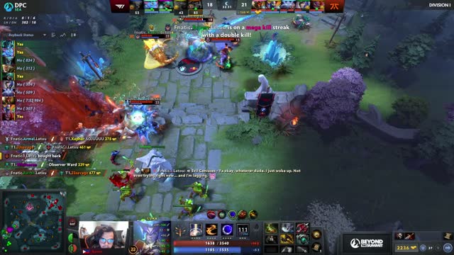 Fnatic.Raven's ultra kill leads to a team wipe!