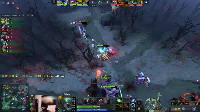 EG.Cr1t- gets a double kill!