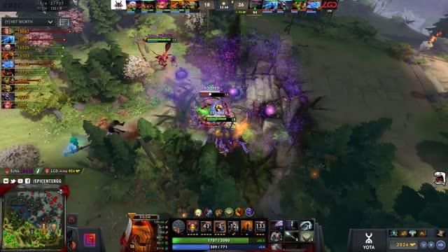 LGD.Maybe gets a double kill!