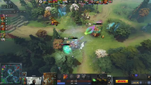 Arteezy takes First Blood on yarin!