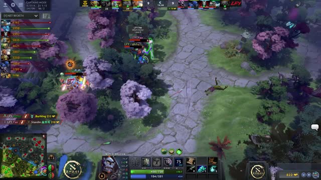 LFY.Super's triple kill leads to a team wipe!