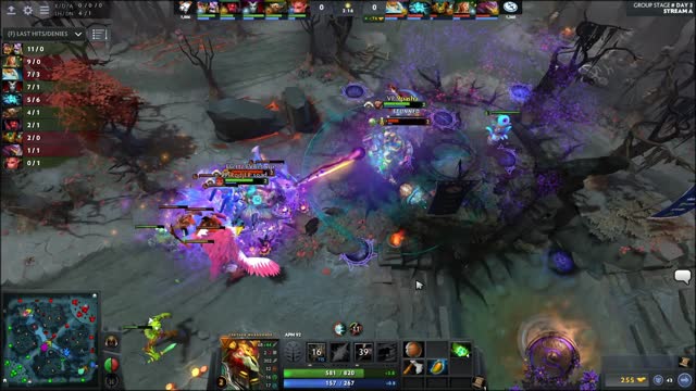 VP.RodjER takes First Blood on EG.Fly!