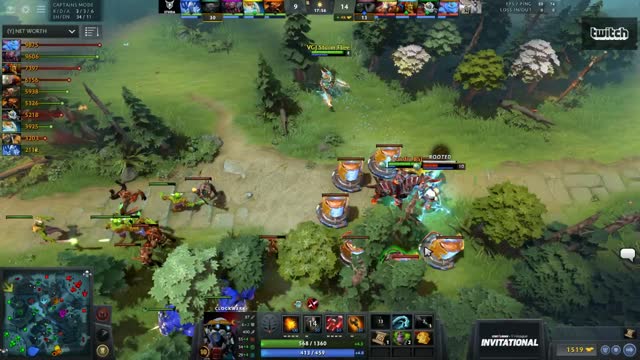 FLee kills Aui_2000!