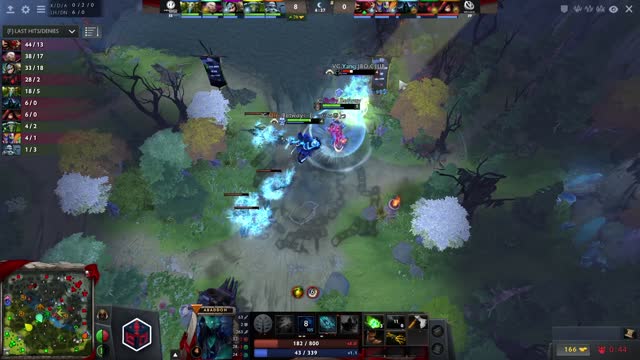 iG.FlyFly kills VG.Yang!