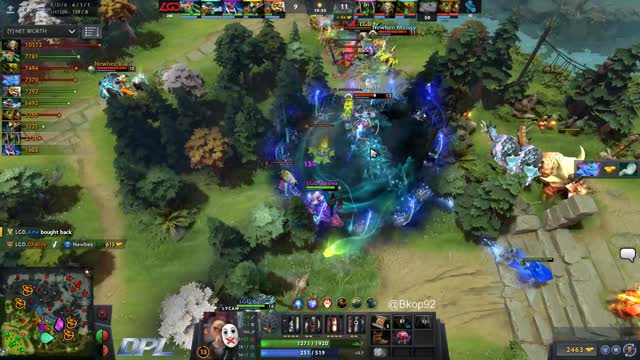 Newbee.Faith gets a double kill!