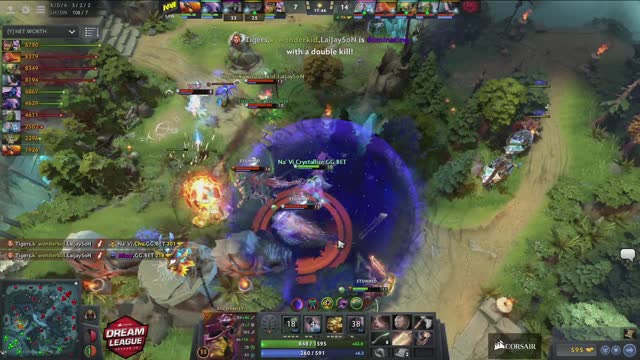 inYourdreaM's ultra kill leads to a team wipe!