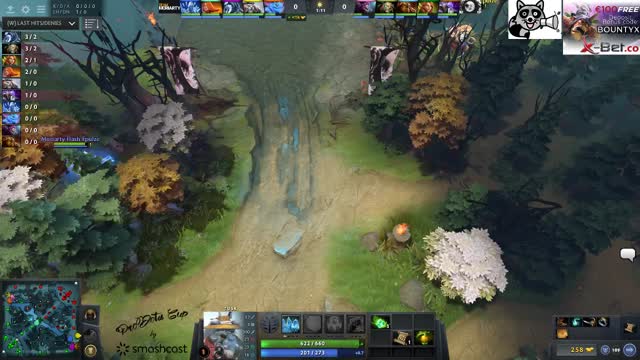 Friendly dota player takes First Blood on solen!