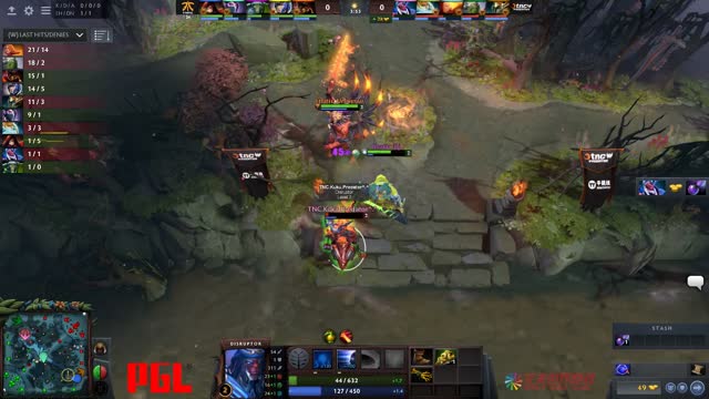 Fnatic.Universe takes First Blood on TNC.Kuku!