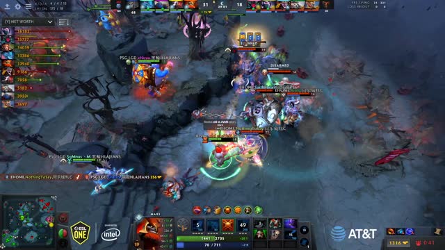 ��Ĥ gets a triple kill!