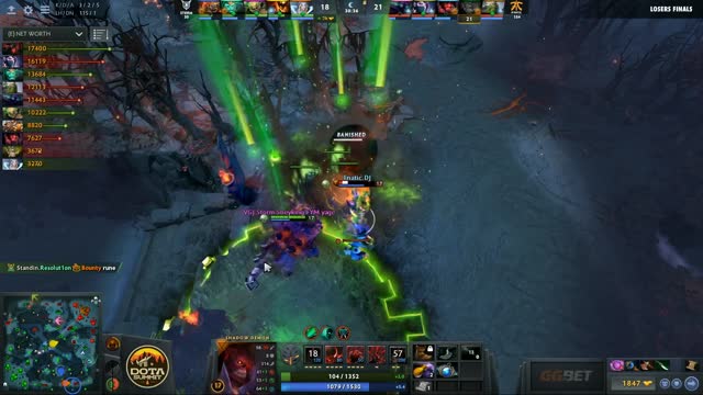 Sneyking kills Fnatic.Dj!