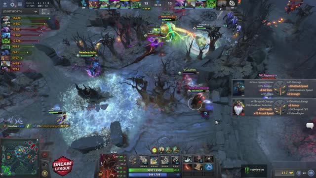 Newbee.Sccc gets a triple kill!