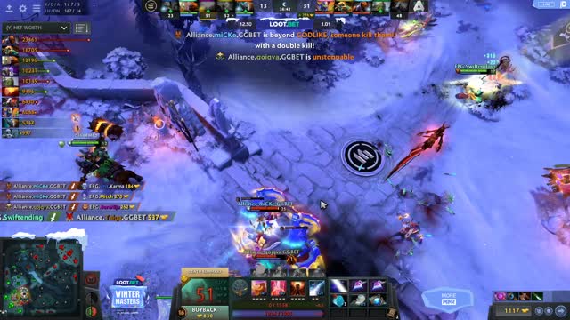 miCKe's triple kill leads to a team wipe!