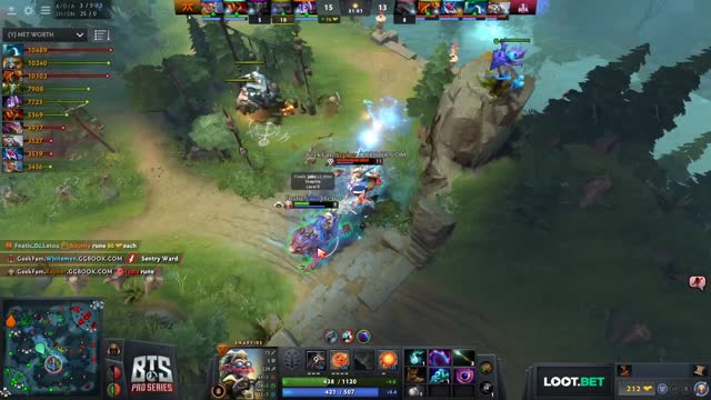 PikaMeng kills Fnatic.Jabz!