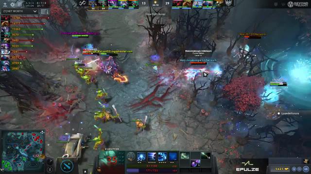 Meracle-'s triple kill leads to a team wipe!